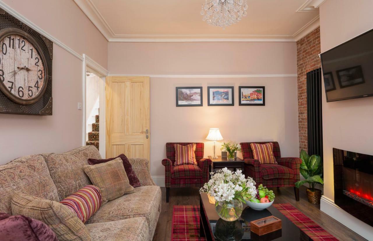 See Glympse Whitby Ngoại thất bức ảnh