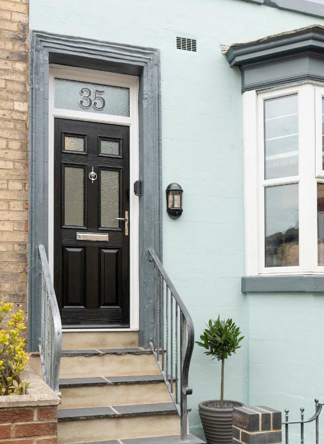 See Glympse Whitby Ngoại thất bức ảnh