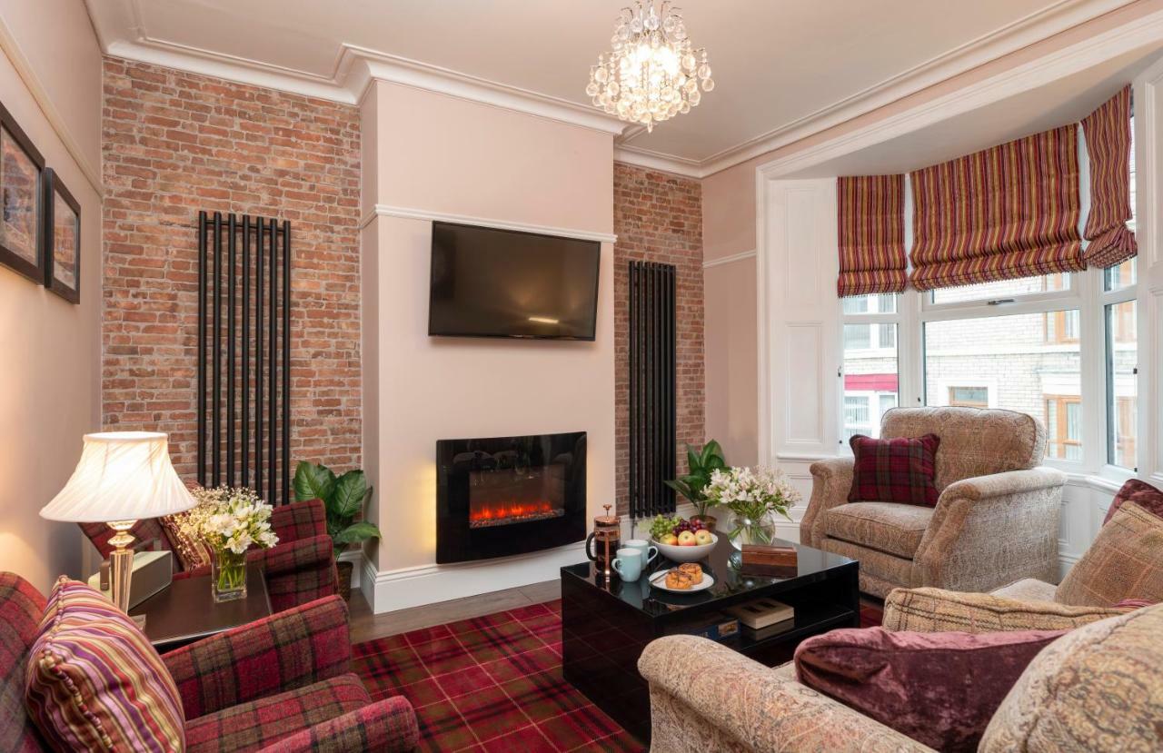 See Glympse Whitby Ngoại thất bức ảnh