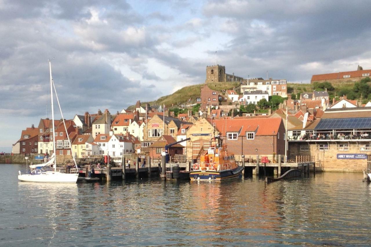See Glympse Whitby Ngoại thất bức ảnh